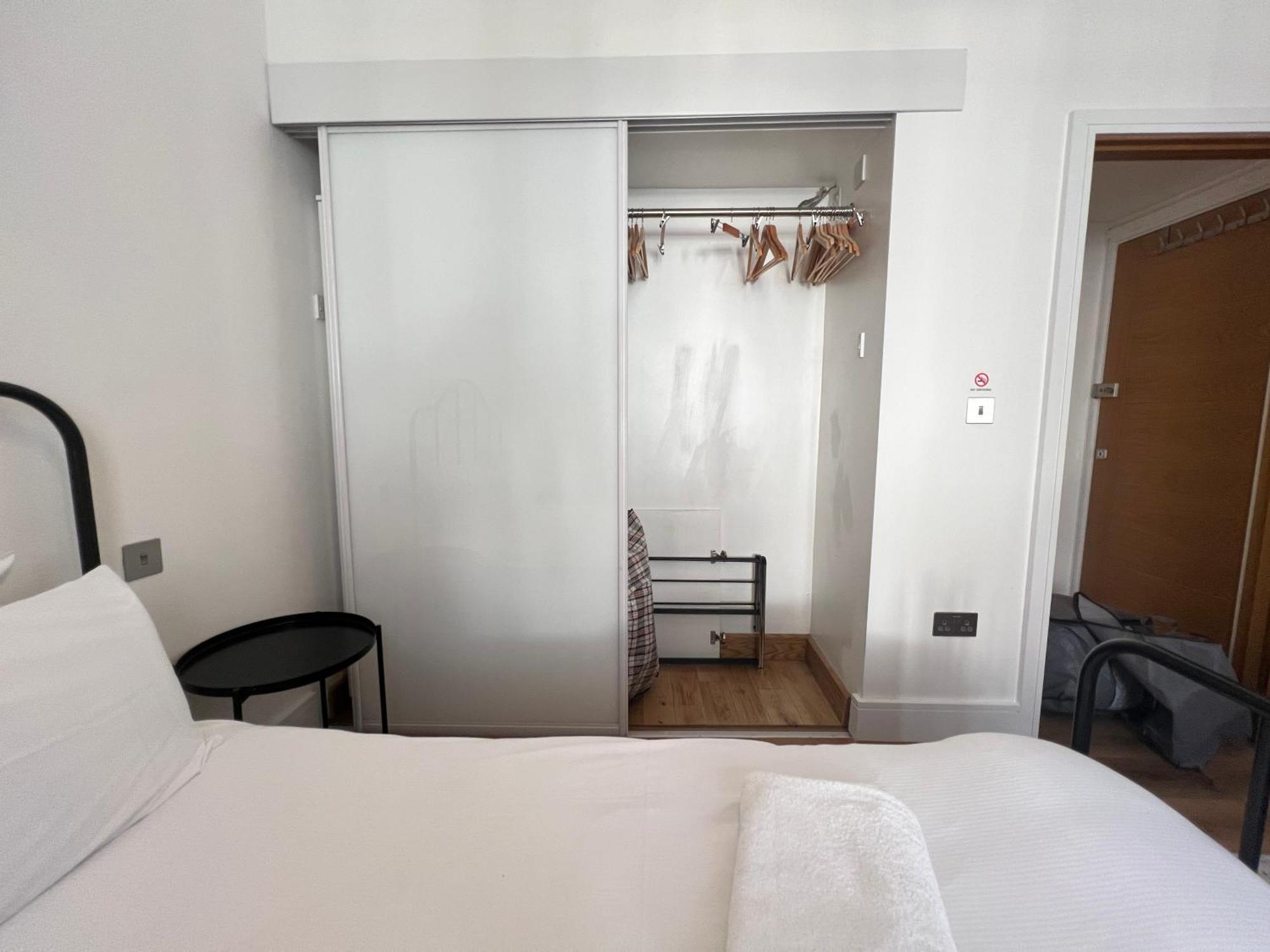 3.5 High Ceilings - Centrally Located Londen Buitenkant foto