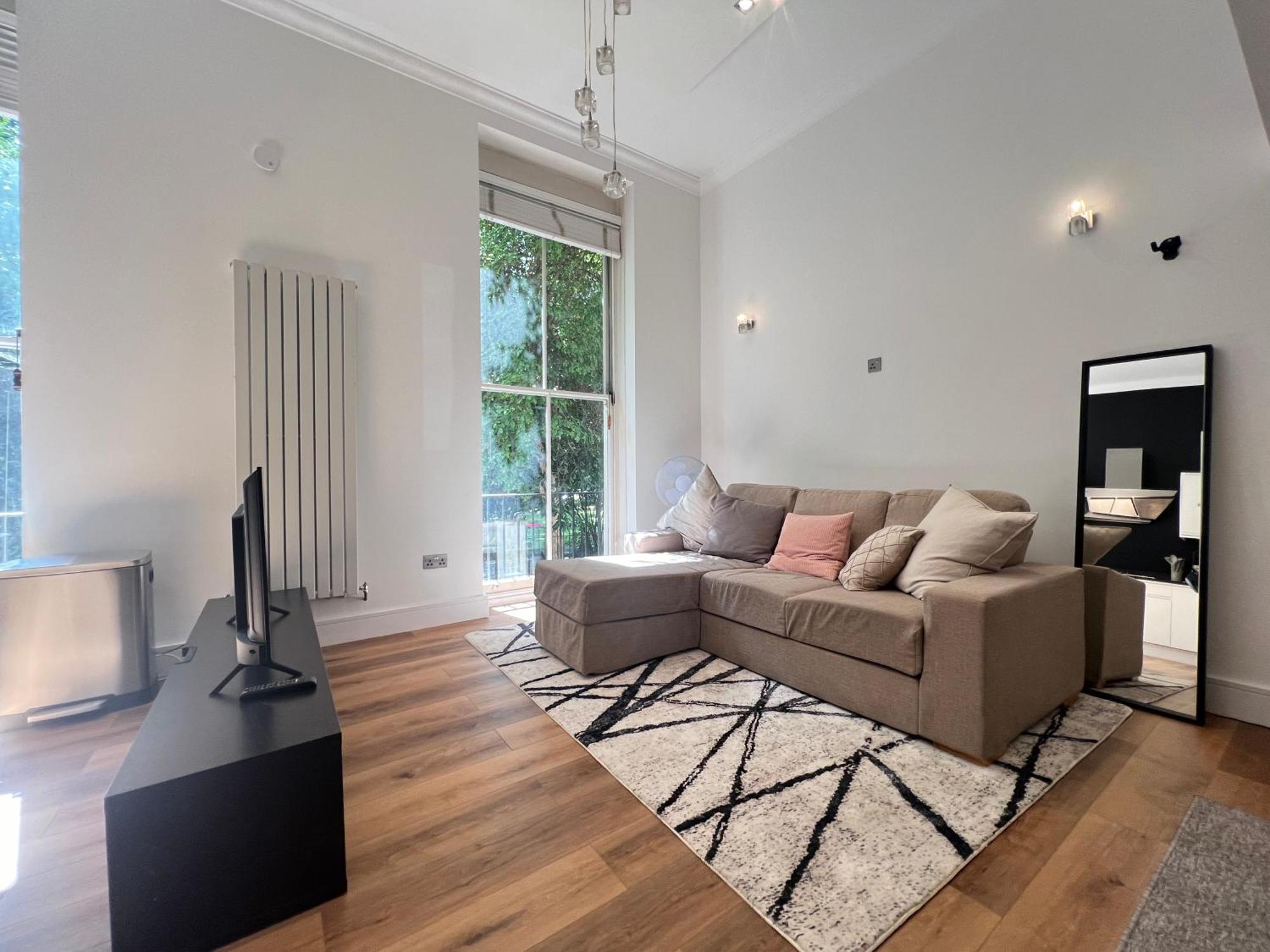 3.5 High Ceilings - Centrally Located Londen Buitenkant foto